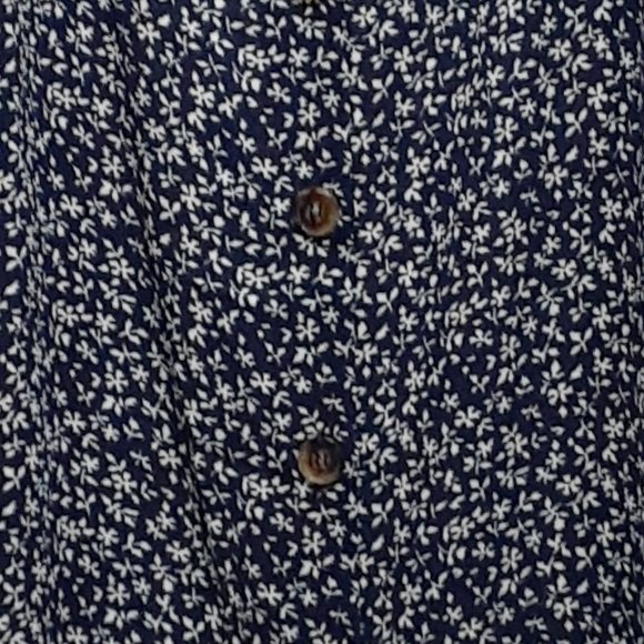 Adorable Summer Dress - Picture 3 of 3